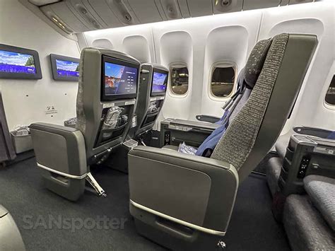 premium economy ana review